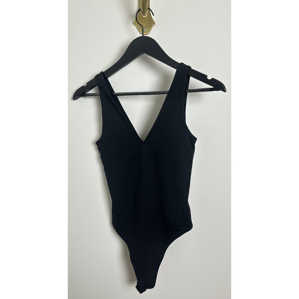VUORI Halo Bodysuit in Black Size X-Small - Picture 3 of 8